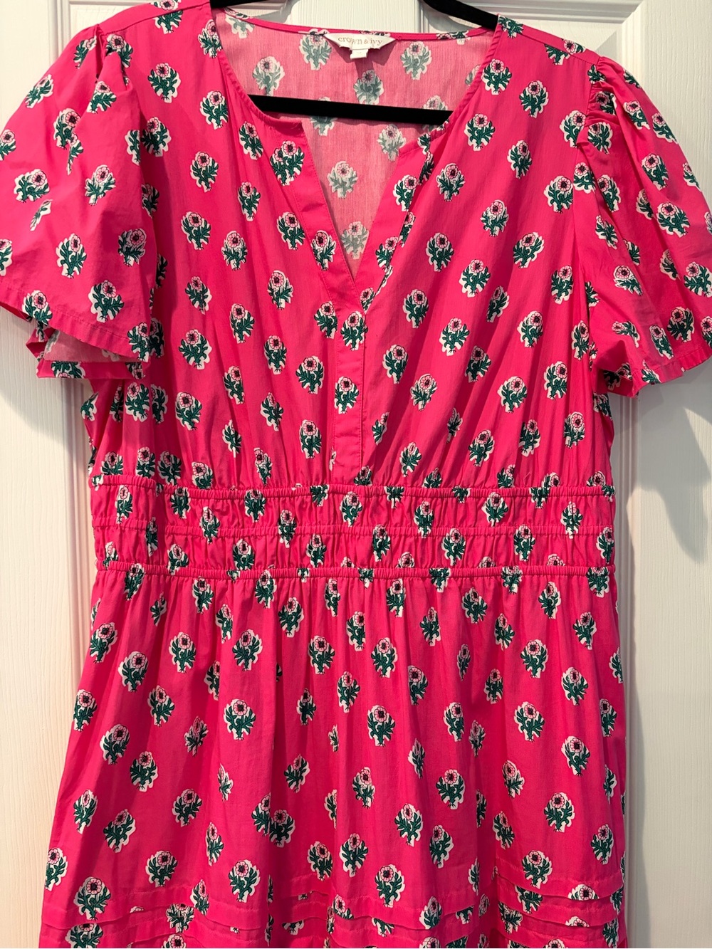 Crown & Ivy Hot Pink Floral V-Neck Smocked Waist Maxi Dress